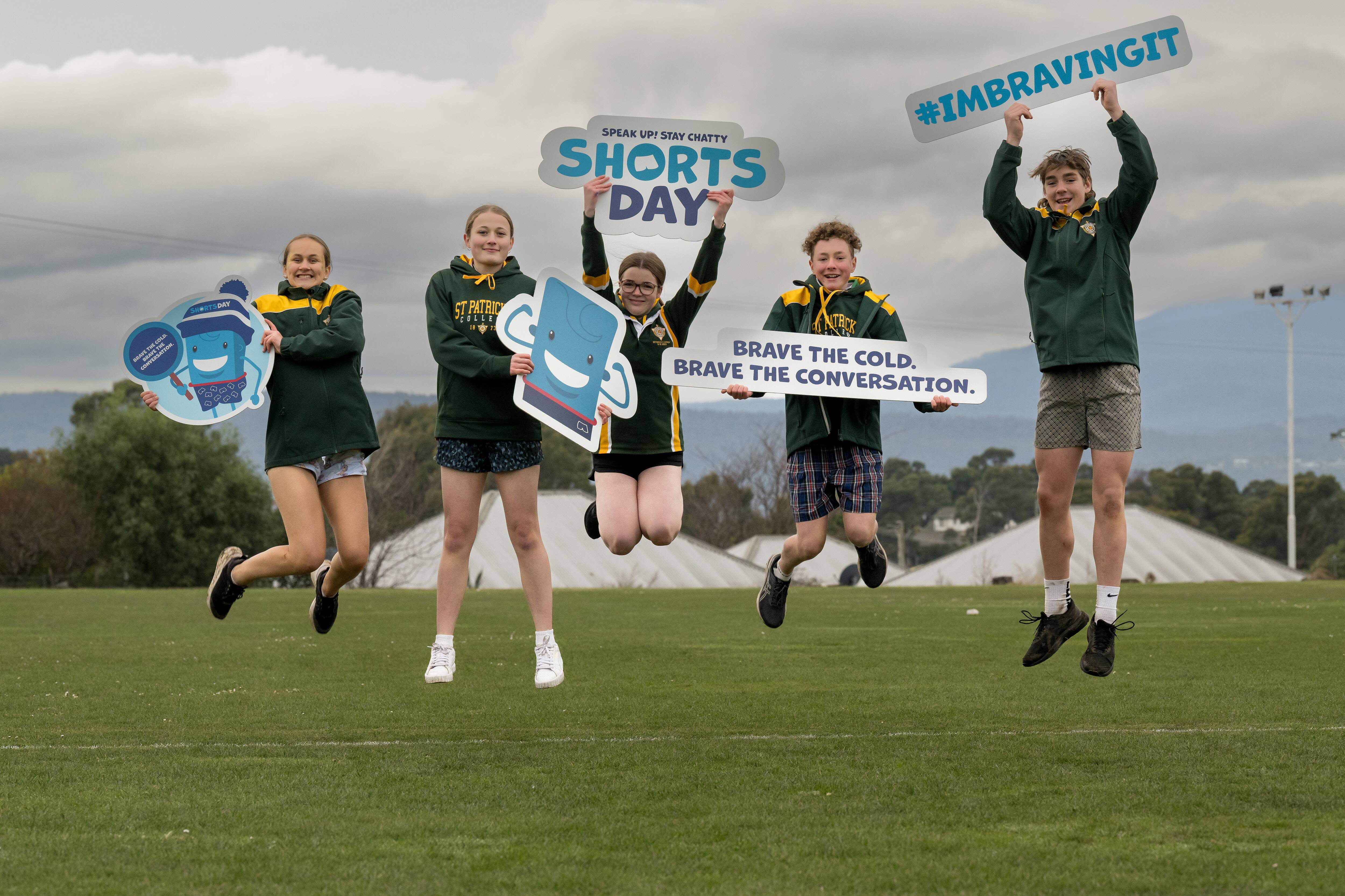 Beaconsfield school sends teen home for 'too-short' shorts