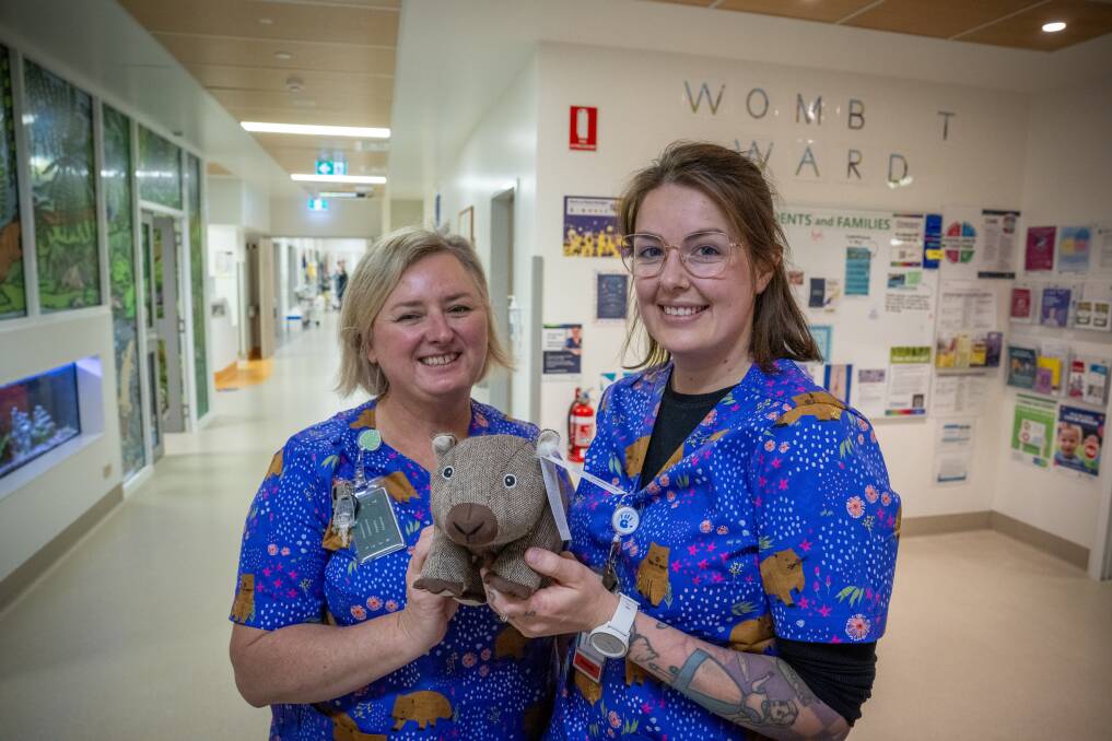 Wombat ward RN's Angela Brandsen and Laura Martin.