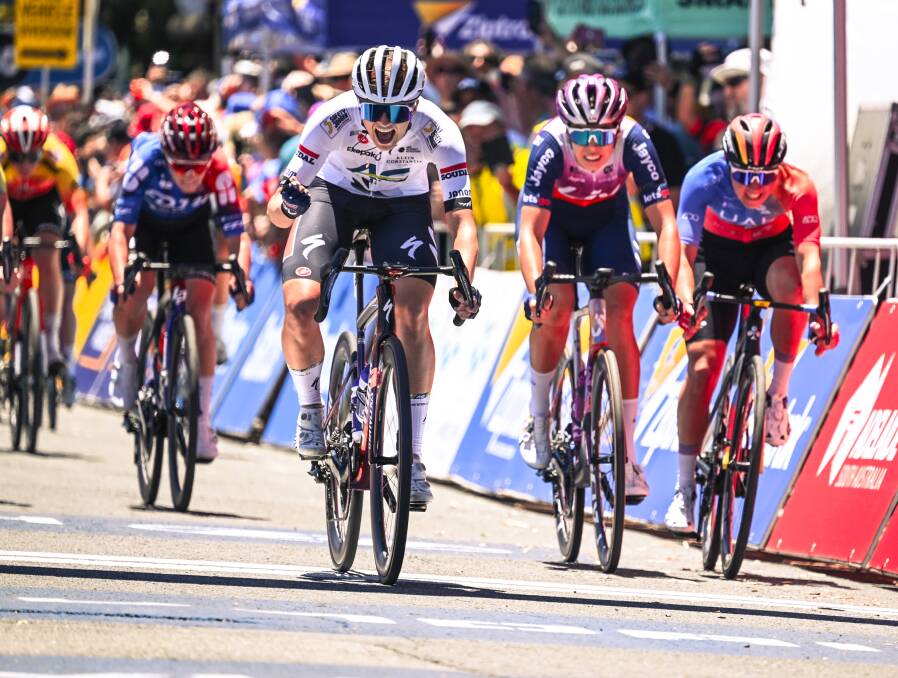 New Zealand national champion Ally Wollaston crosses the opening-stage finish line in Campbelltown just ahead of Georgia Baker (right). Picture supplied