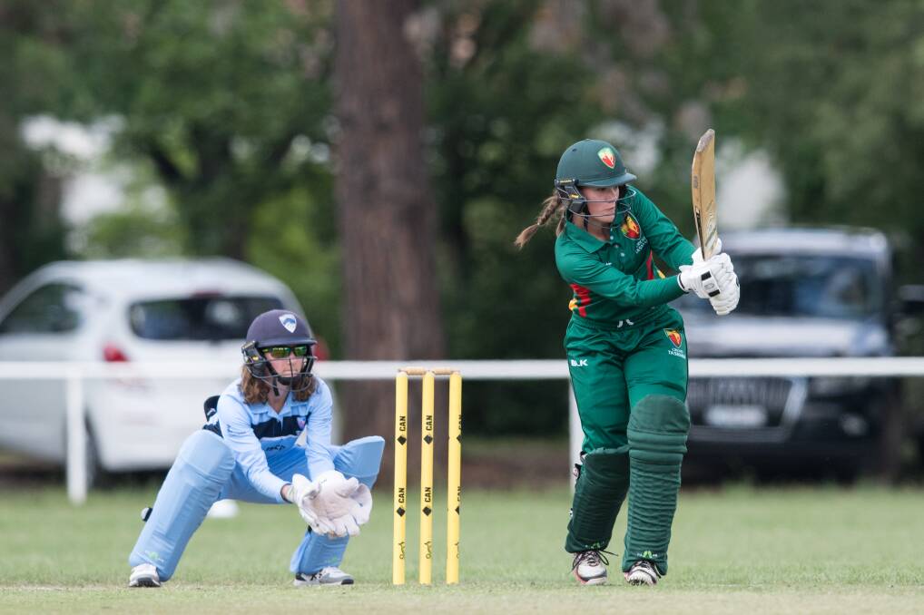  GOOD TOUCH: Emma Manix-Geeves. Picture: Cricket Australia