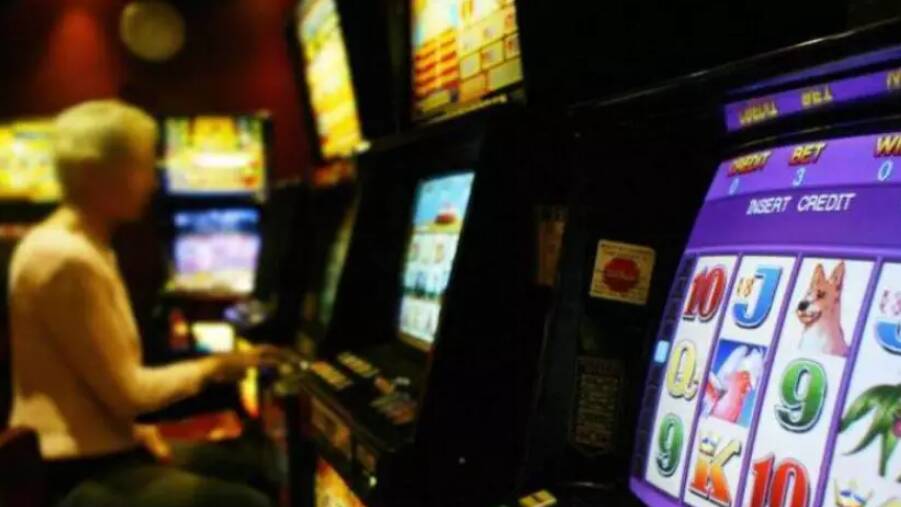 The THA says it is not surprised that the government cannot reach a December deadline for pre-commitment gaming on poker machines in Tasmania.