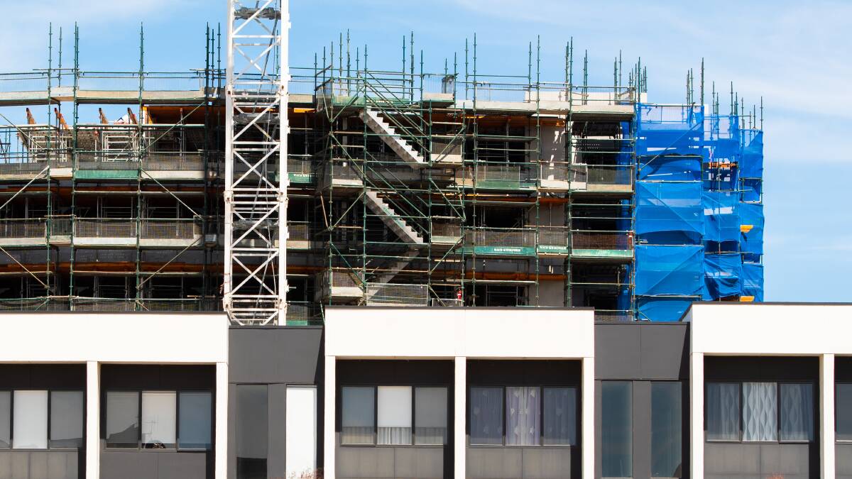 Proposed new laws from the Liberals will give developers a choice over planning assessment.