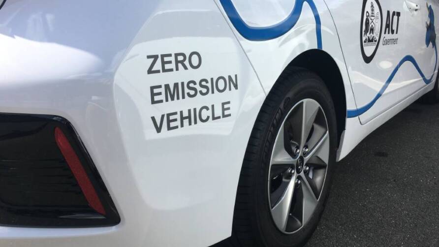 Greens want only electric vehicle car sales in Tasmania after 2030