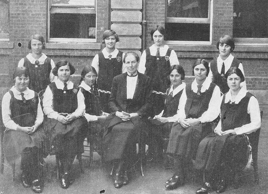 Headmistress Miss Mary Fox with students in 1926. Picture by Weekly Courier