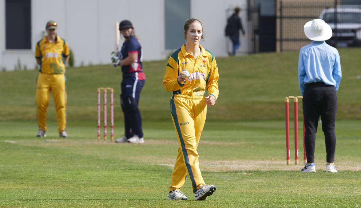 South Launceston's Alice McLauchlan played at the under-19 national carnvial. Picture by Rod Thompson 