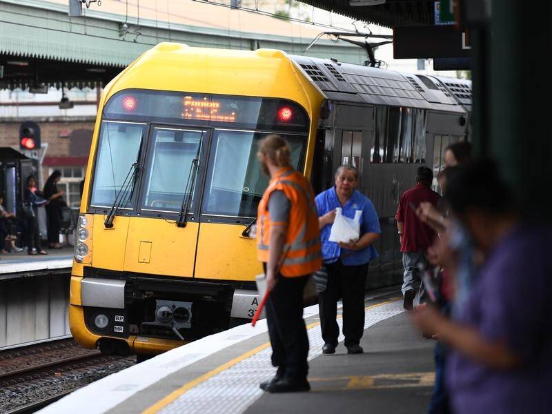 Train faults caused 2445 delays and 595 service cancellations in NSW over 12 months. (David Moir/AAP PHOTOS)