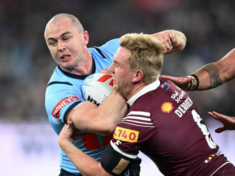 Tom Dearden (r) is among six Origin stars rested by the Cowboys while Penrith named their five. (Joel Carrett/AAP PHOTOS)