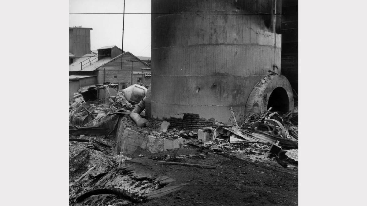 1967 Bushfires: A burnt out lime crusher and feed plant at the Electrona carbide works.